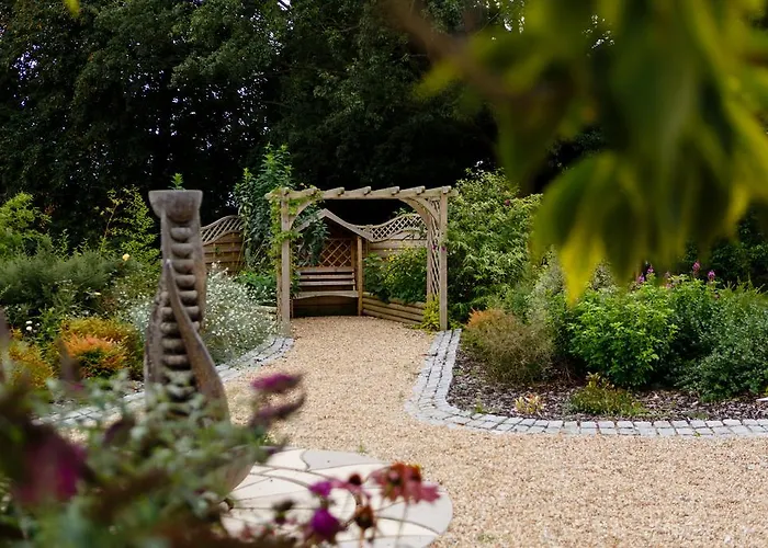 Best Hotels in Lowestoft Area